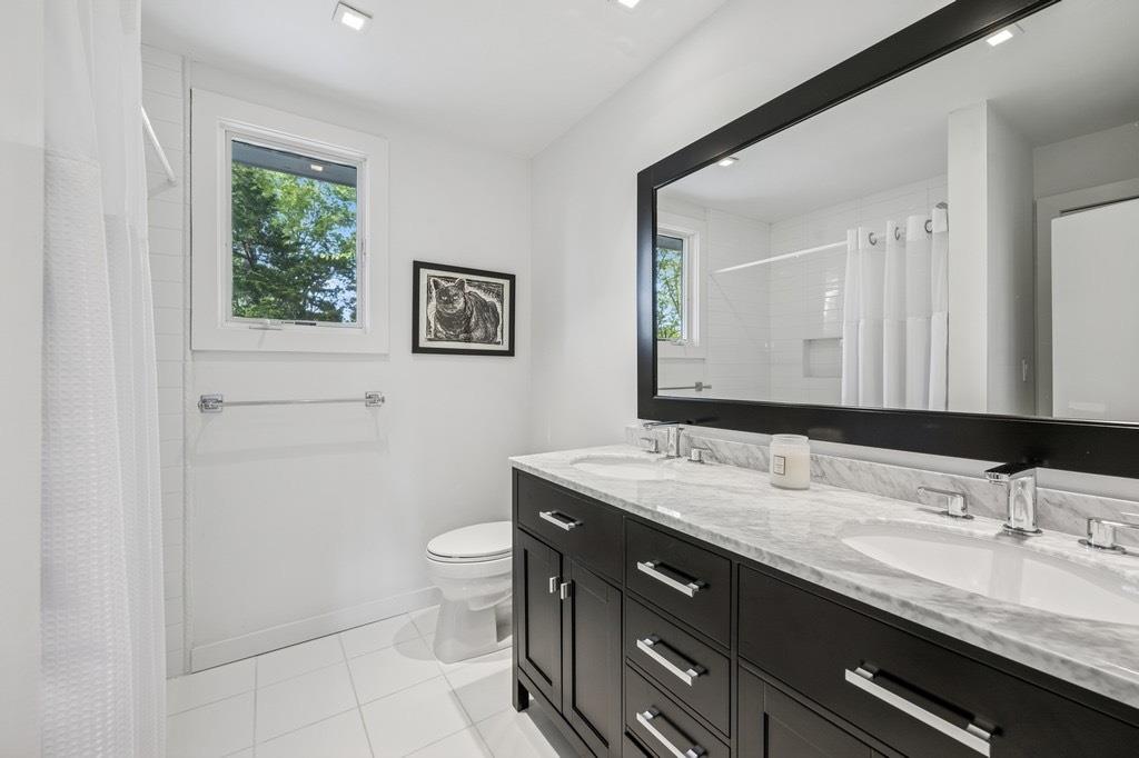 8 S Harbor Drive, Sag Harbor, NY 11963