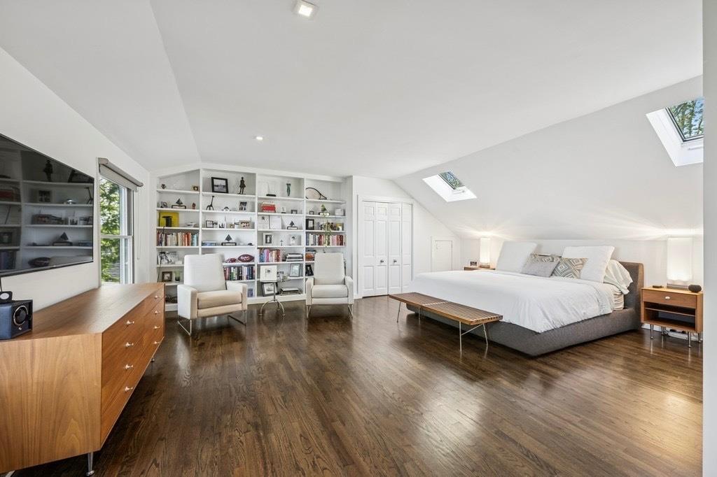 8 S Harbor Drive, Sag Harbor, NY 11963