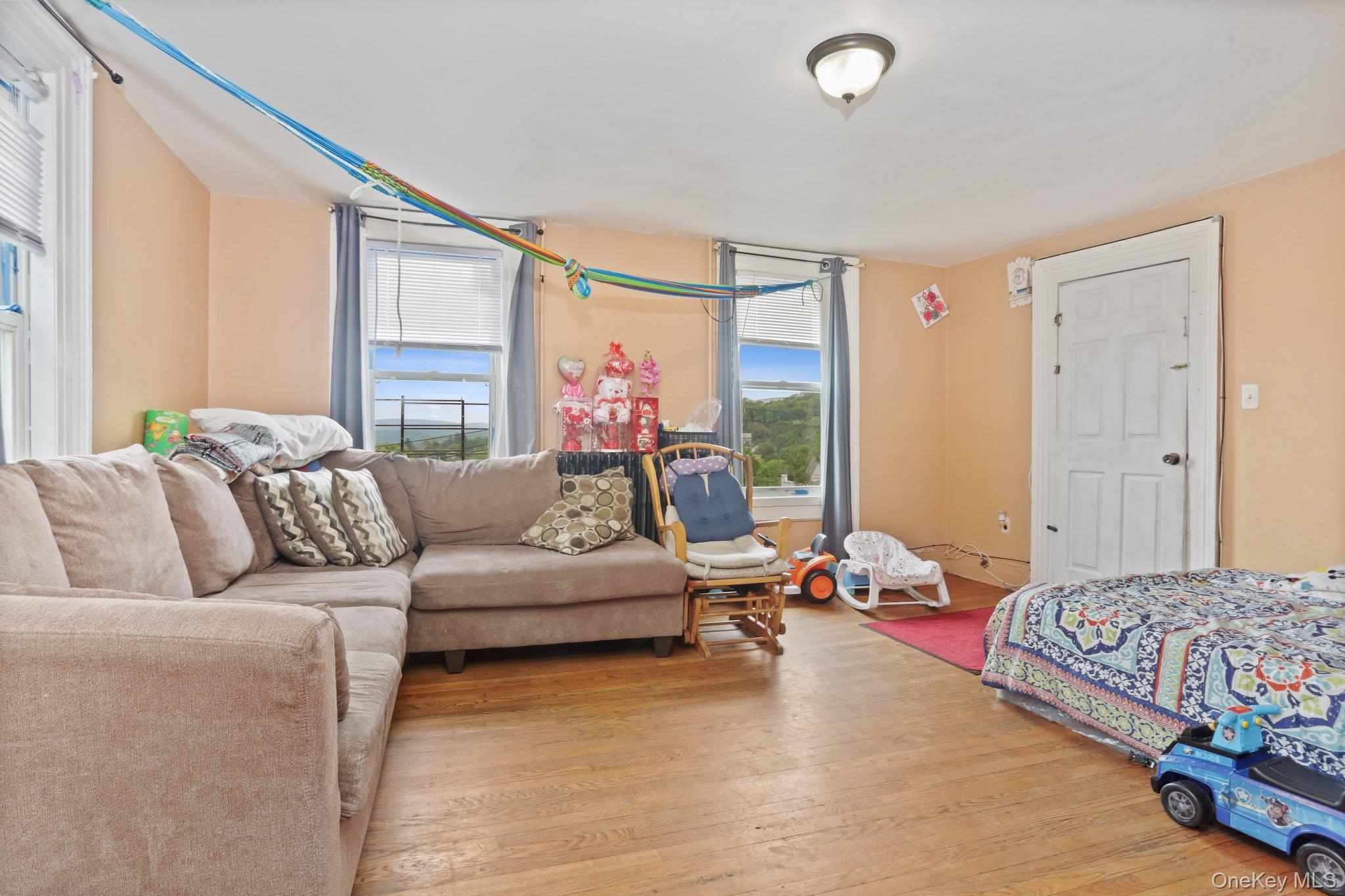 1219 S Division Street, Peekskill, NY 10566