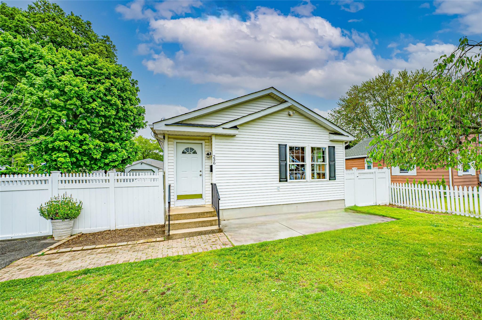 236 Fishel Avenue, Riverhead, NY 11901
