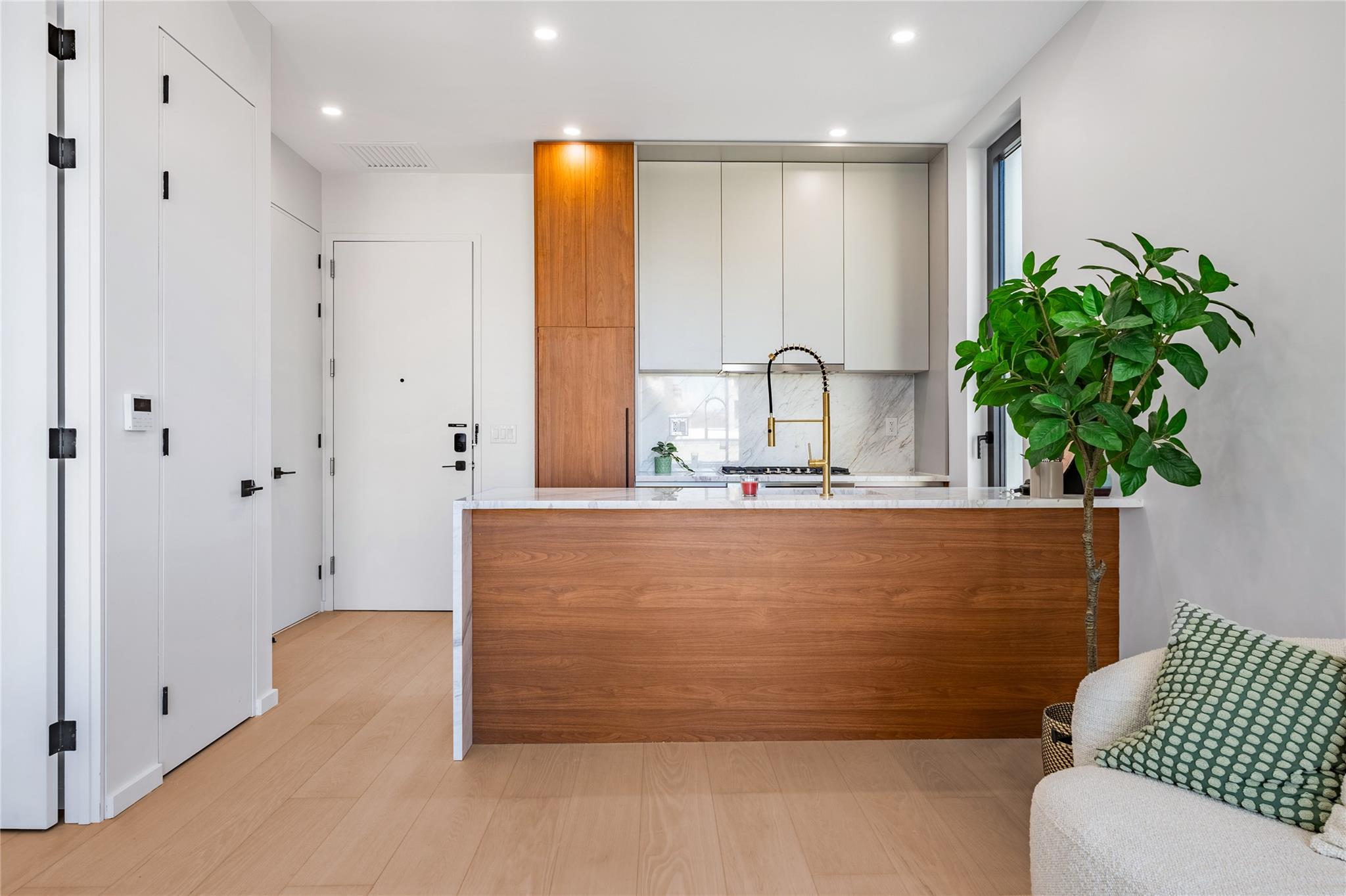 31-16 21st Street # 5G, Astoria, NY 11106