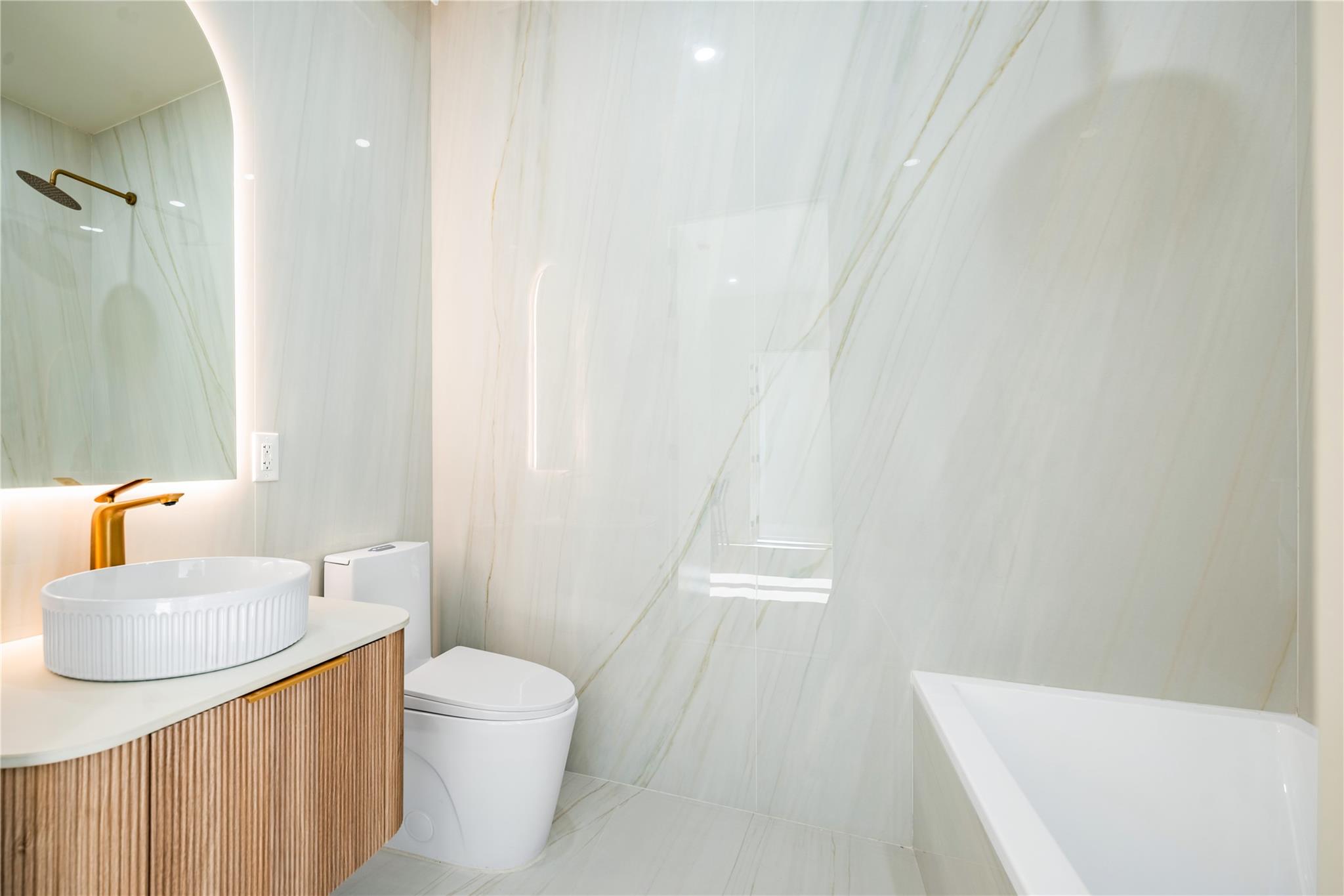 31-16 21st Street # 5G, Astoria, NY 11106