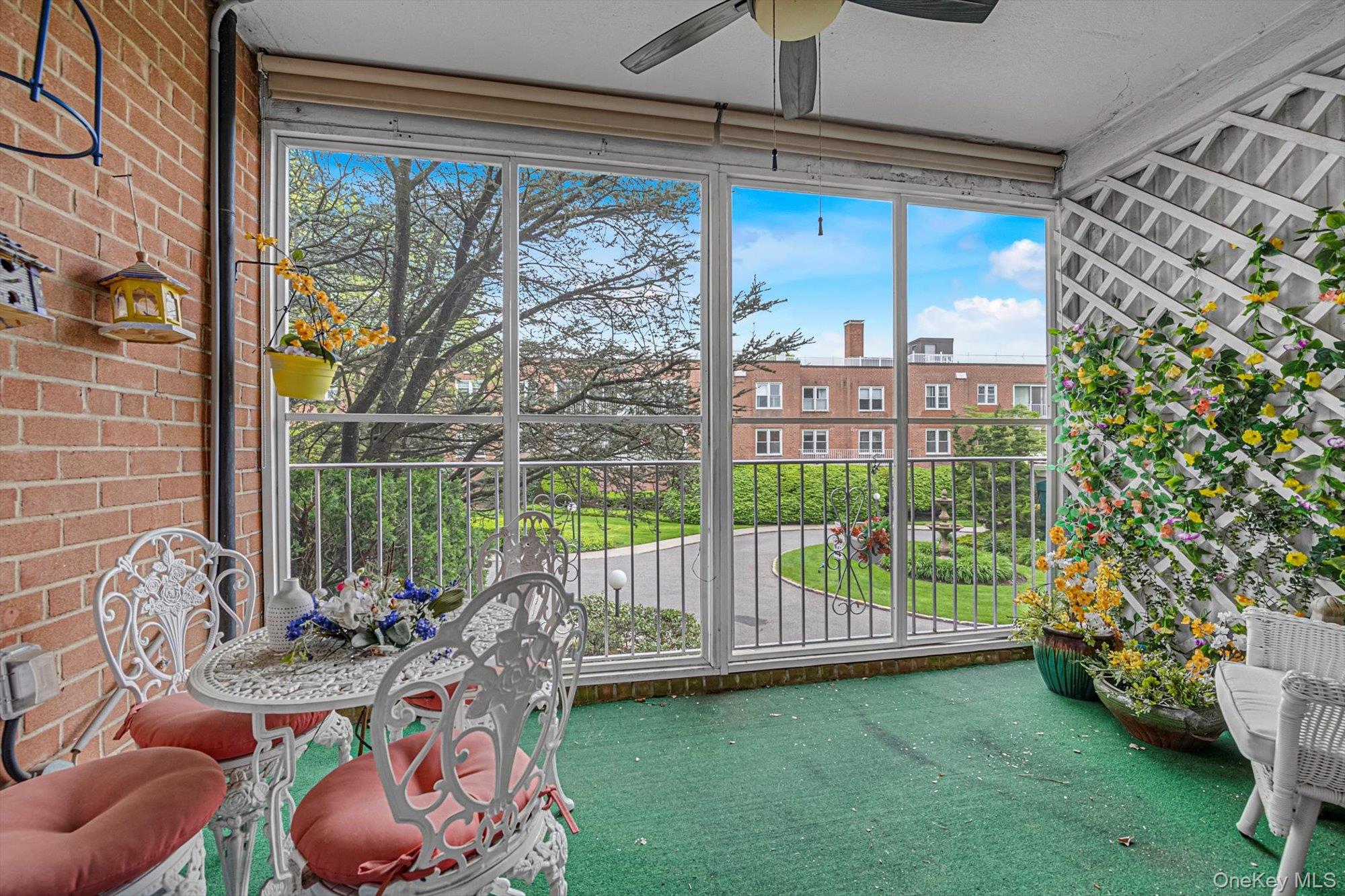 1390 Broadway # 107, Hewlett, NY 11557