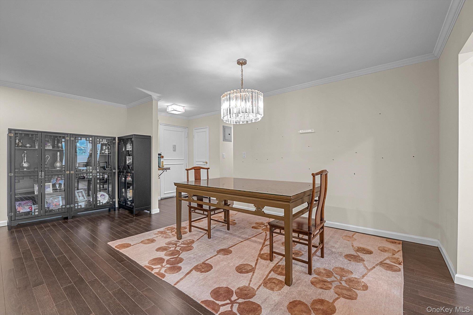 1390 Broadway # 107, Hewlett, NY 11557