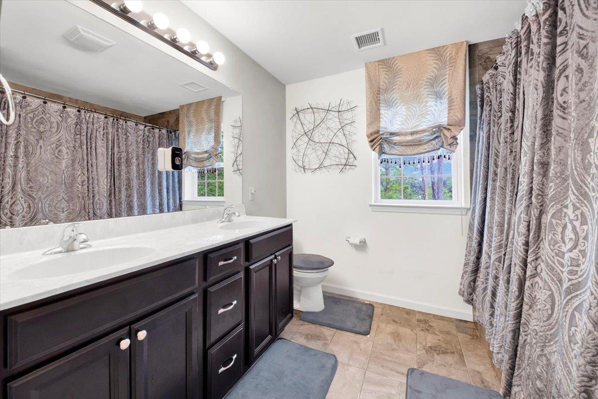 26 Kyleigh Way, Middletown, NY 10940