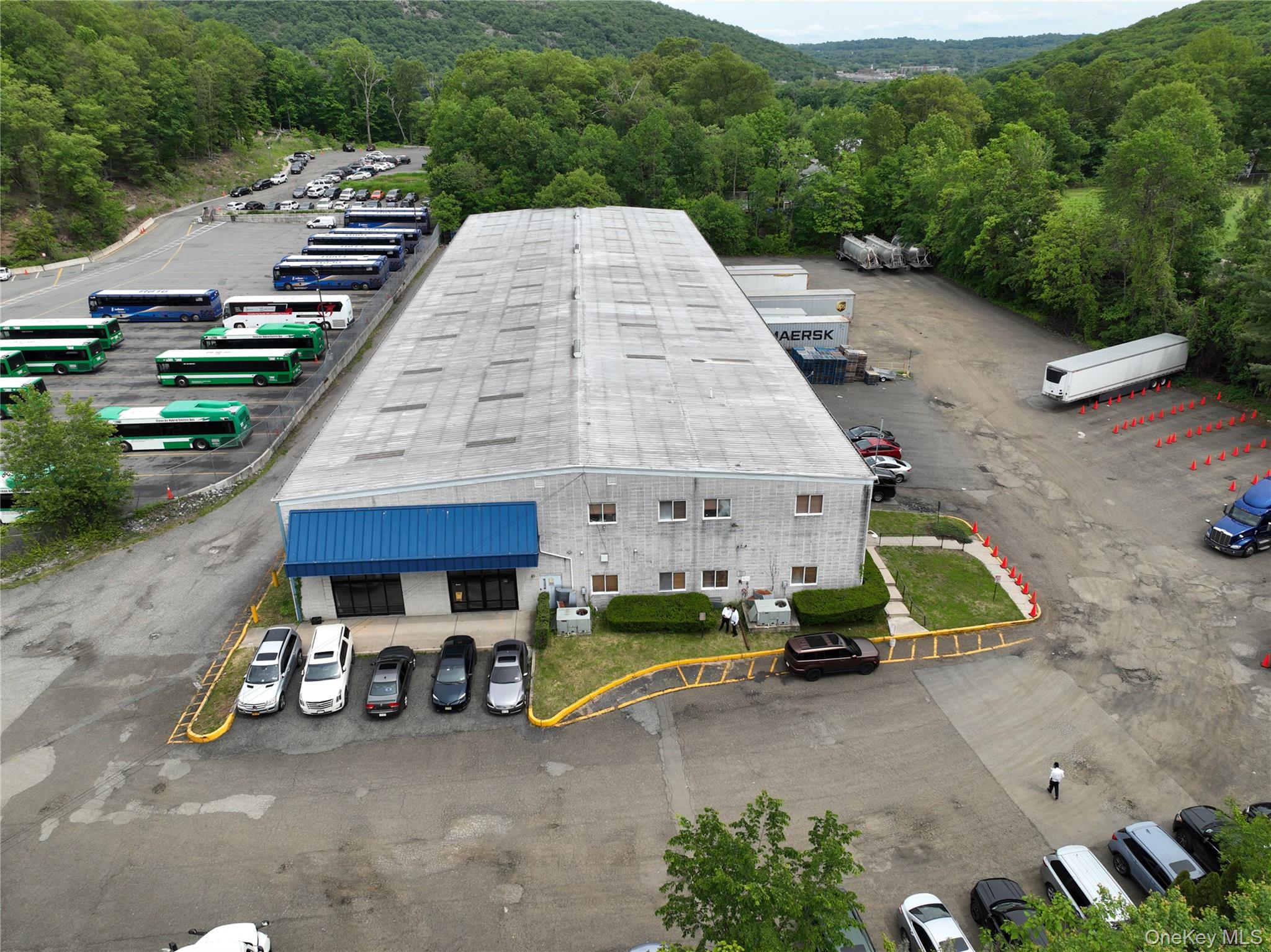 230 Route 17, Hillburn, NY 10931