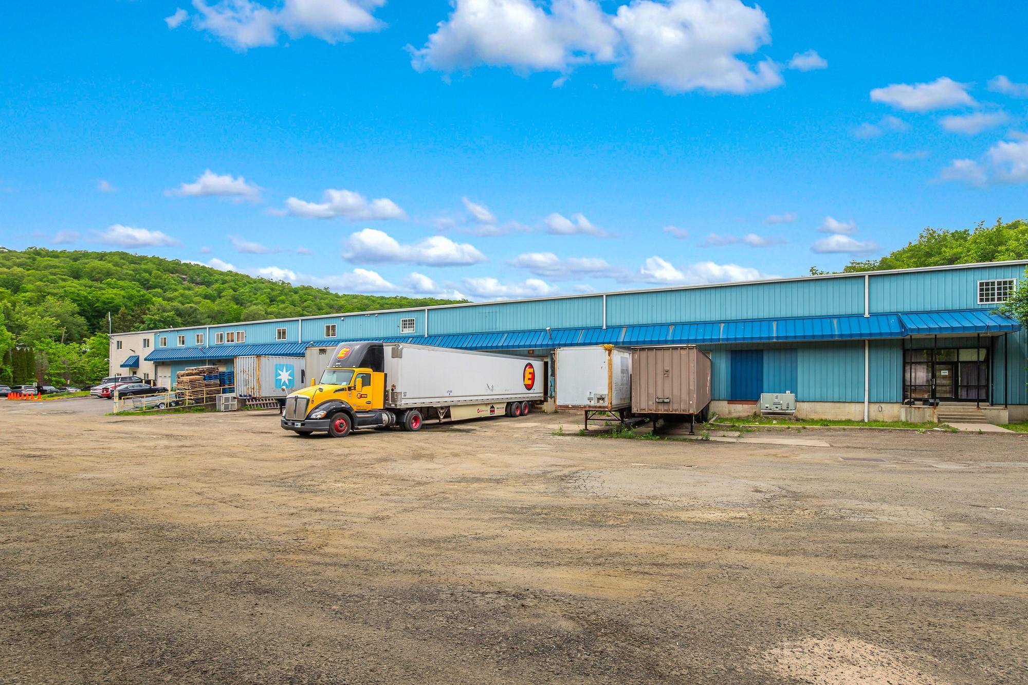 230 Route 17, Hillburn, NY 10931