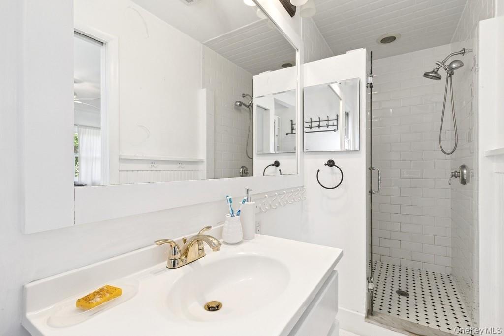 59 Wiltshire Street, Southampton, NY 11968