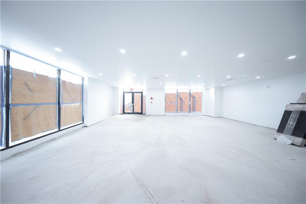 16502 Sanford Avenue, Flushing, NY 11358