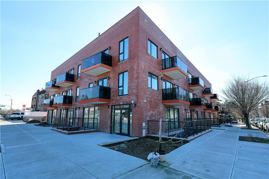 16502 Sanford Avenue, Flushing, NY 11358