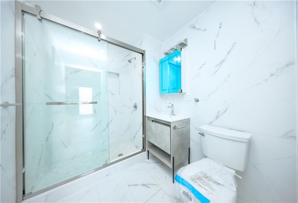 16502 Sanford Avenue, Flushing, NY 11358