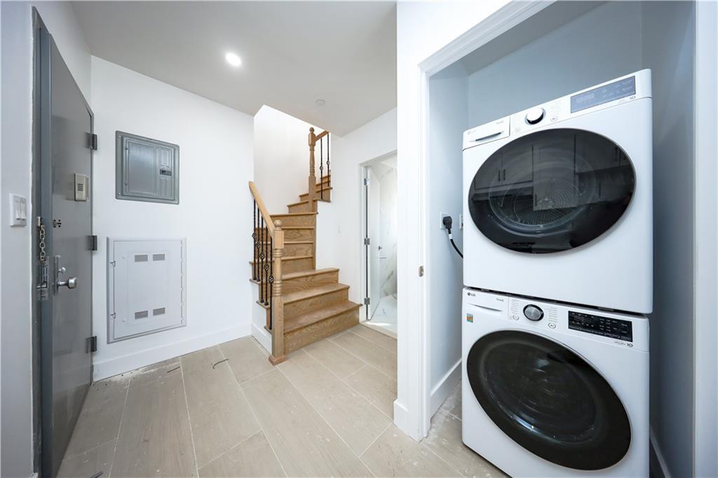 16502 Sanford Avenue, Flushing, NY 11358