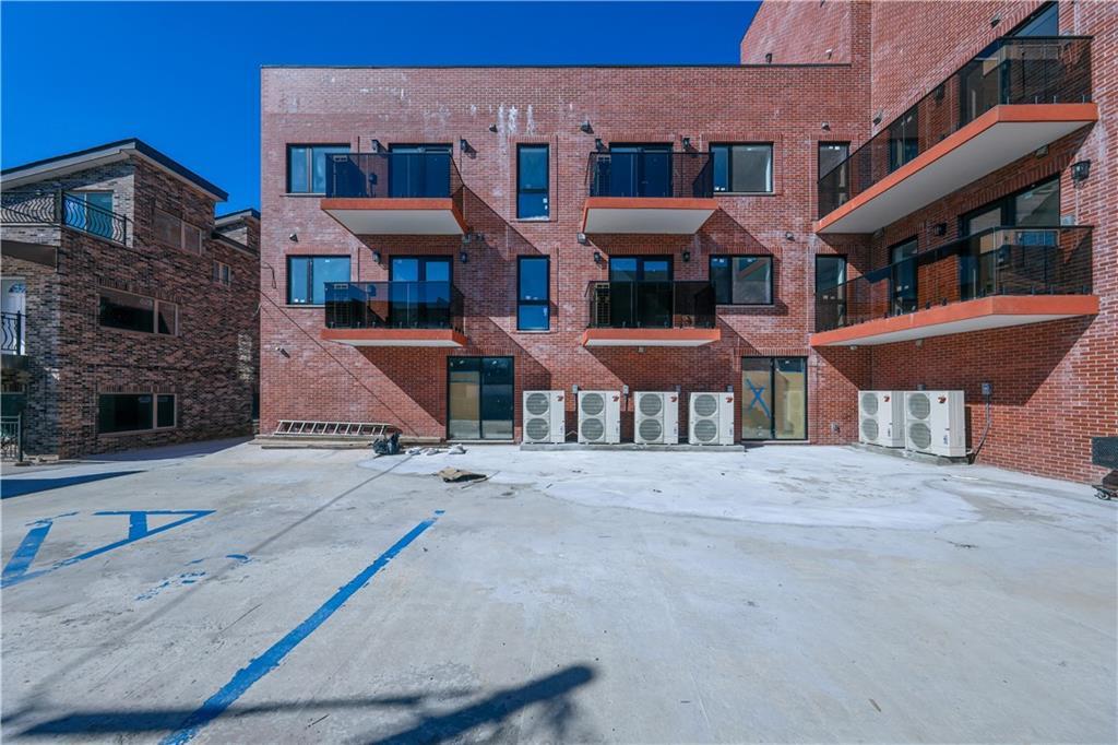 16502 Sanford Avenue, Flushing, NY 11358