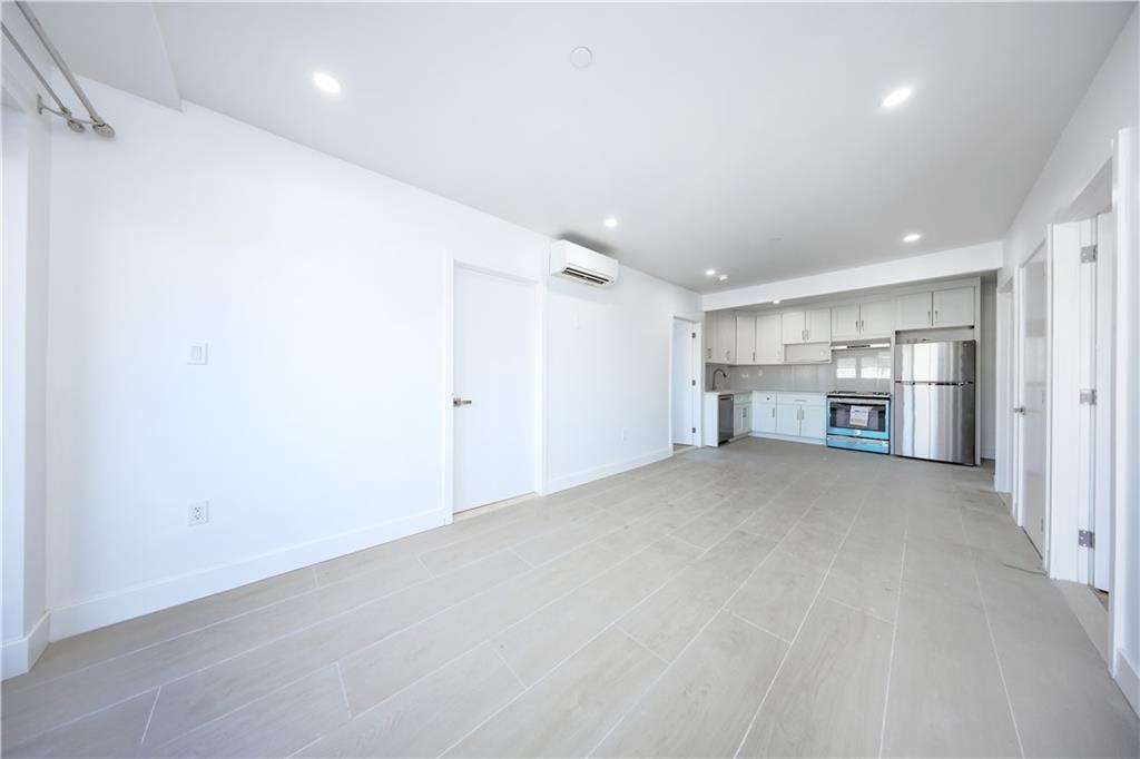 16502 Sanford Avenue, Flushing, NY 11358