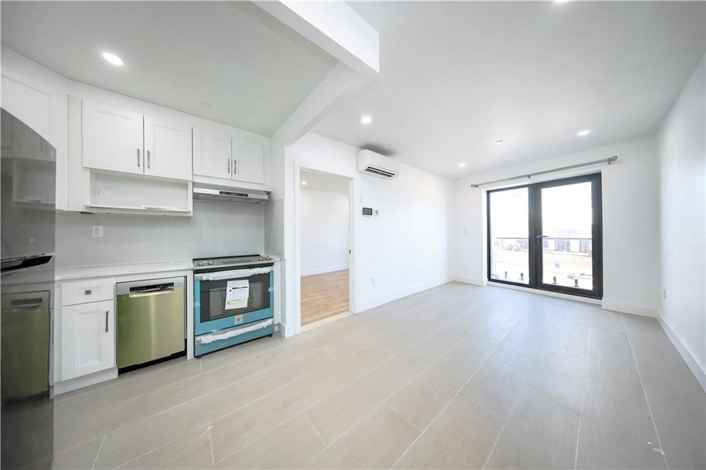 16502 Sanford Avenue, Flushing, NY 11358