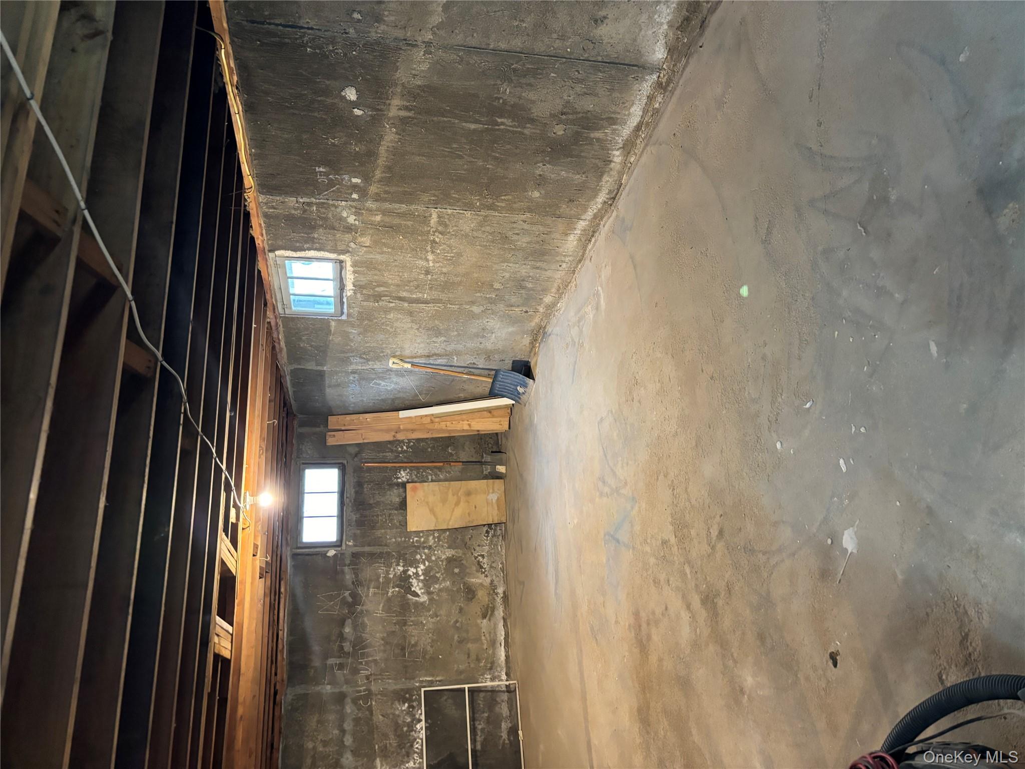 14 Chenango Drive, Bay Shore, NY 11706