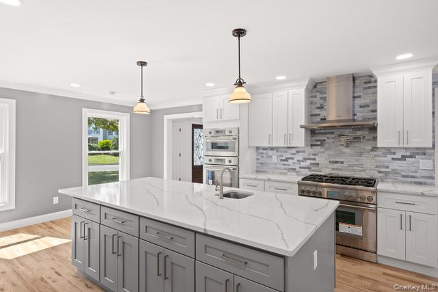 1 Miller Farms Court, Miller Place, NY 11764