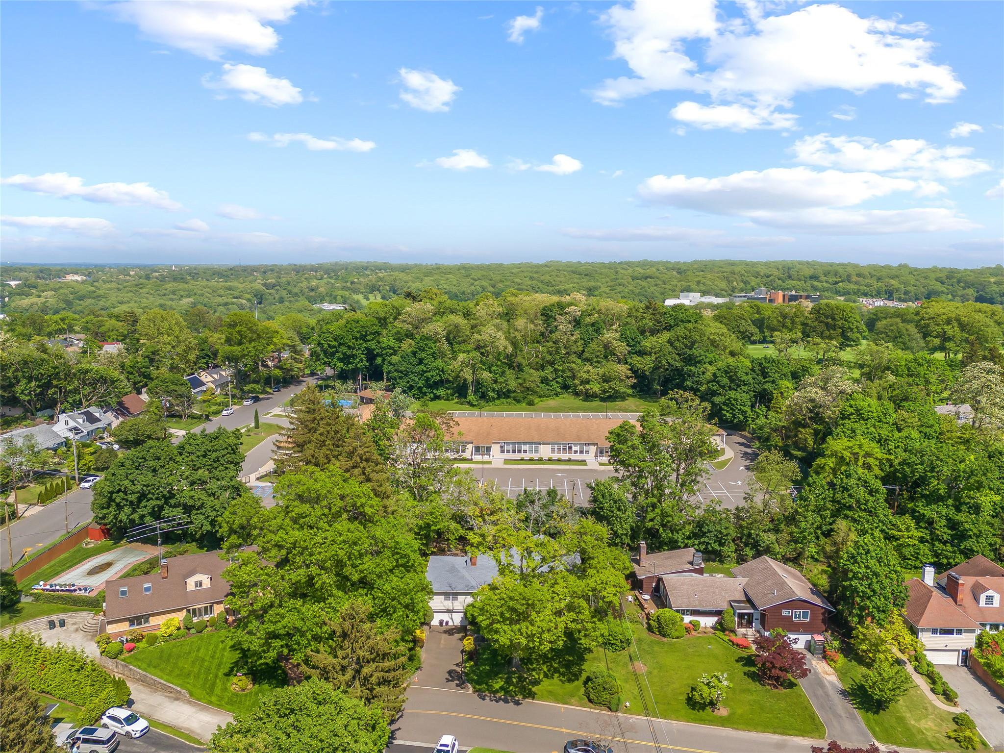 1 Talbot Drive Great Neck NY 11020 MLS 863245 1-talbot-drive-great-neck-ny-11020-mls-863245