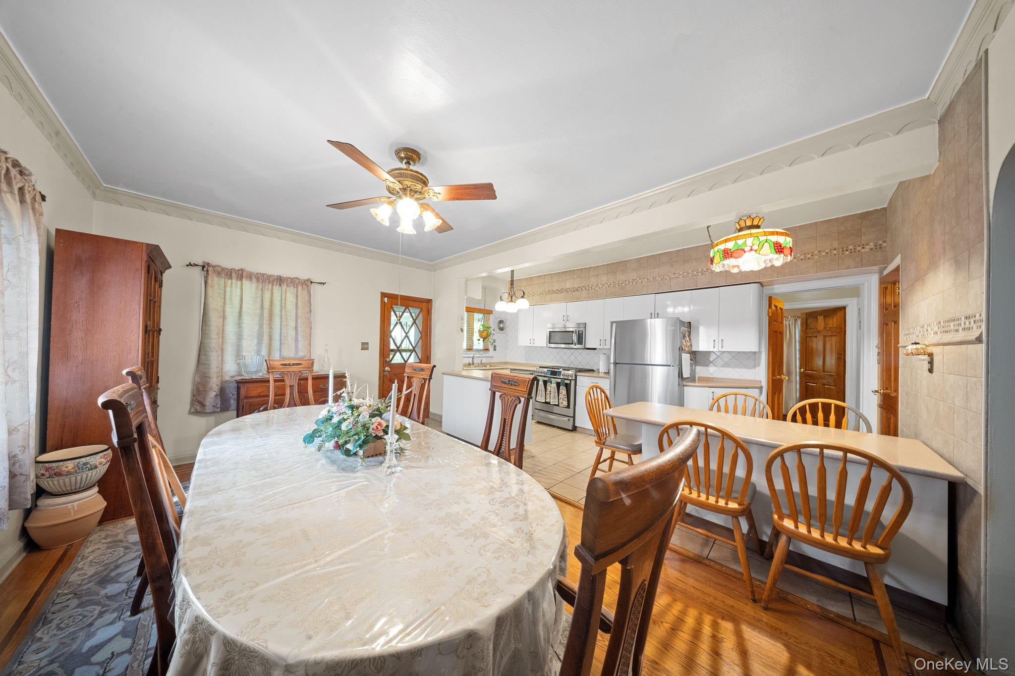 2816 215th Place, Bayside, NY 11360