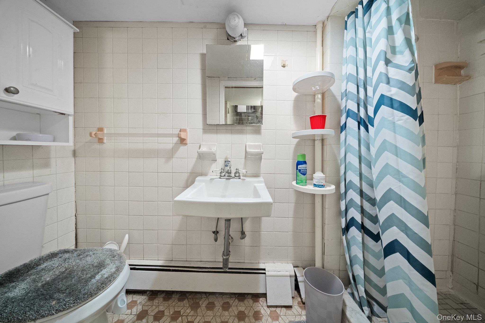 2816 215th Place, Bayside, NY 11360