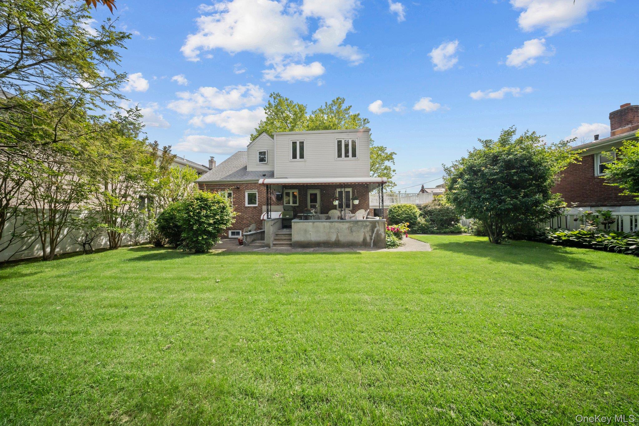 2816 215th Place, Bayside, NY 11360