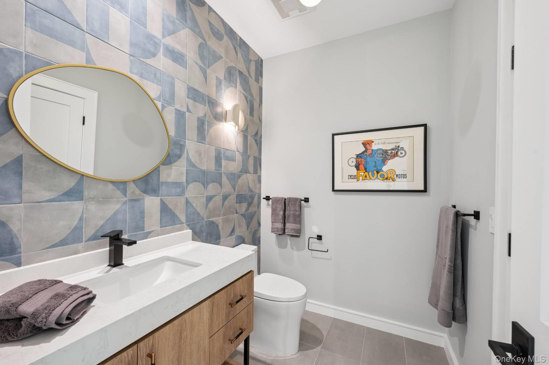 20 Cove Neck Lane, Southampton, NY 11968