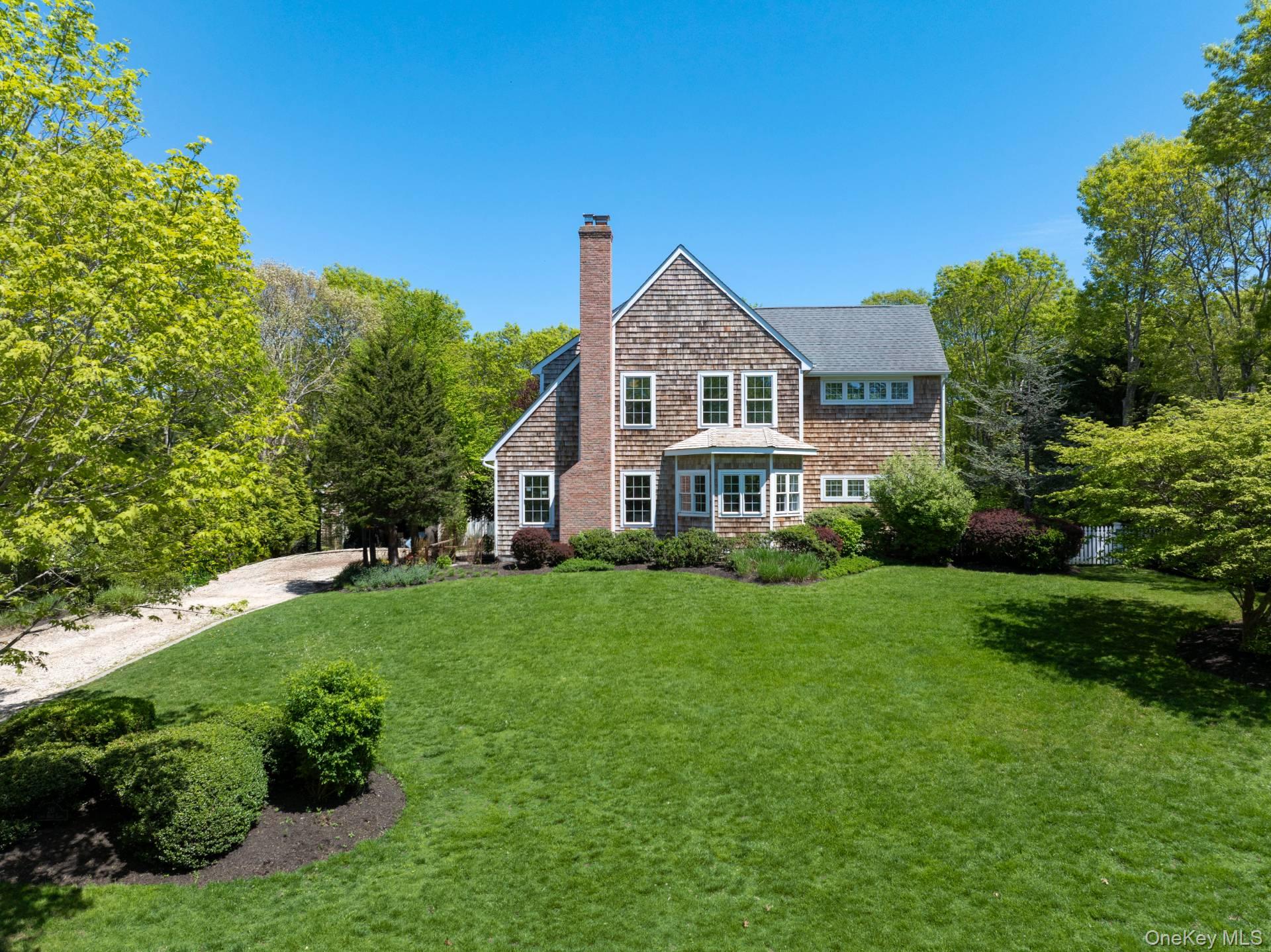 20 Cove Neck Lane, Southampton, NY 11968