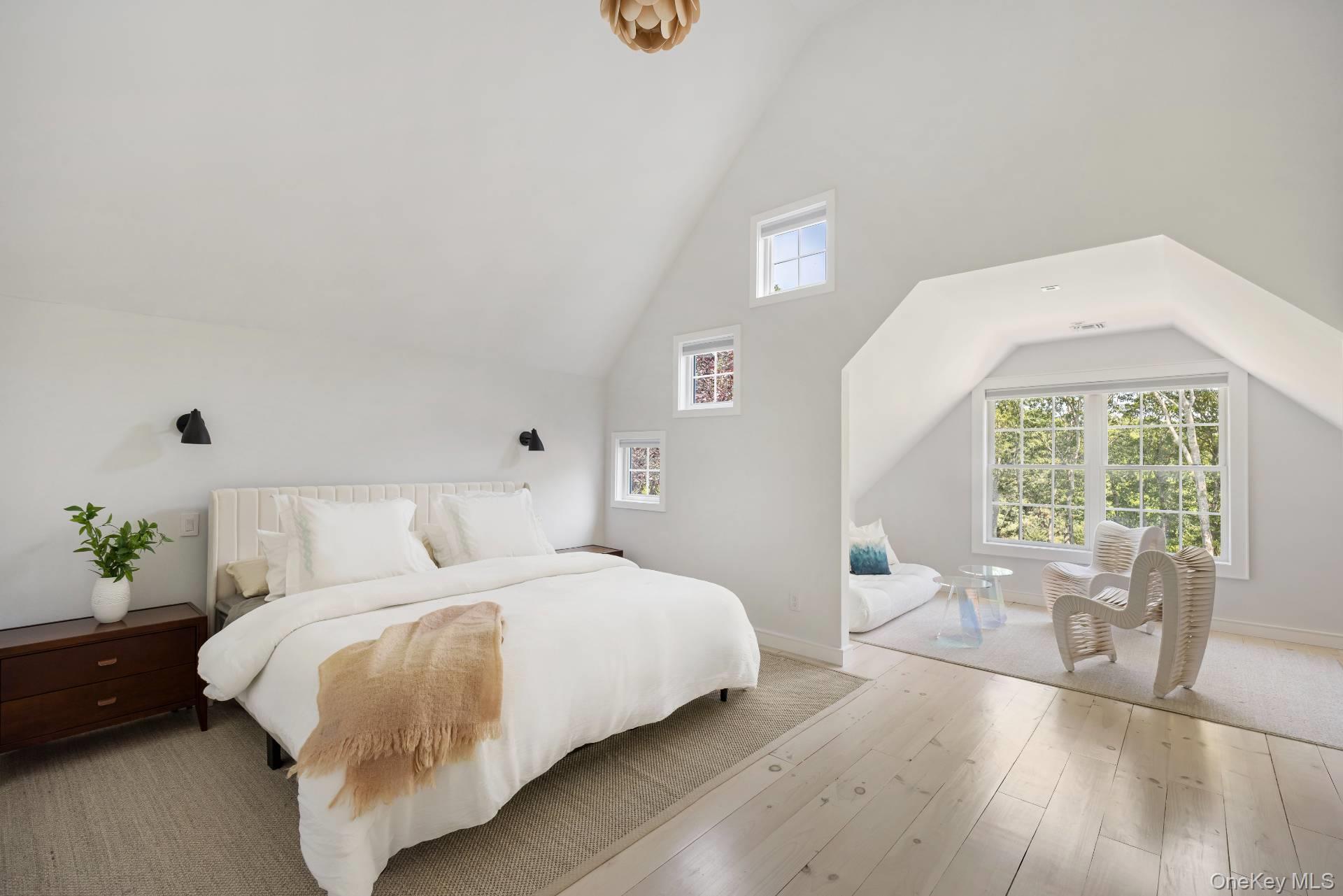 20 Cove Neck Lane, Southampton, NY 11968