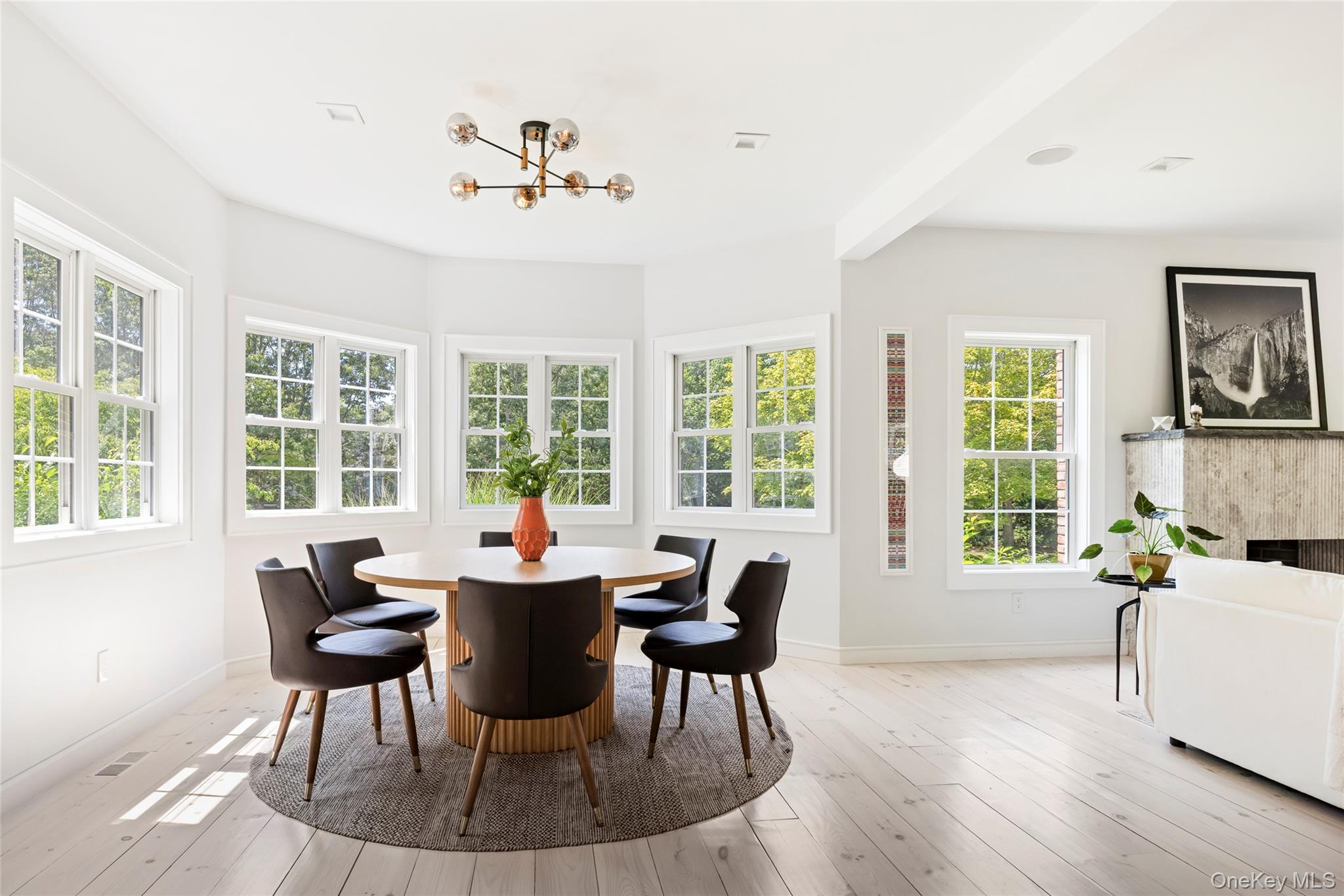 20 Cove Neck Lane, Southampton, NY 11968