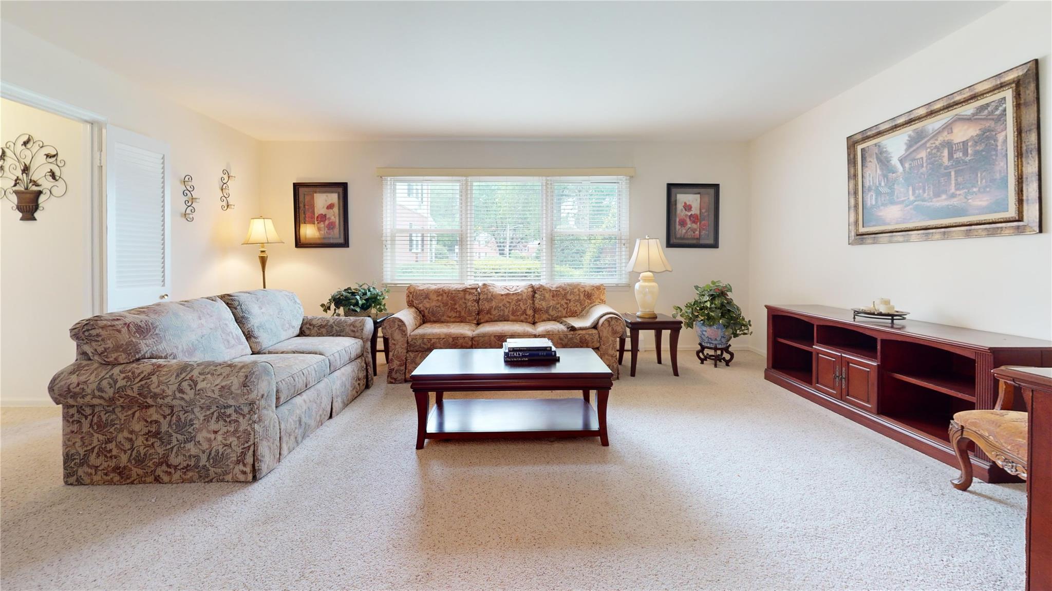 10 Lenox Court # 806, Suffern, NY 10901