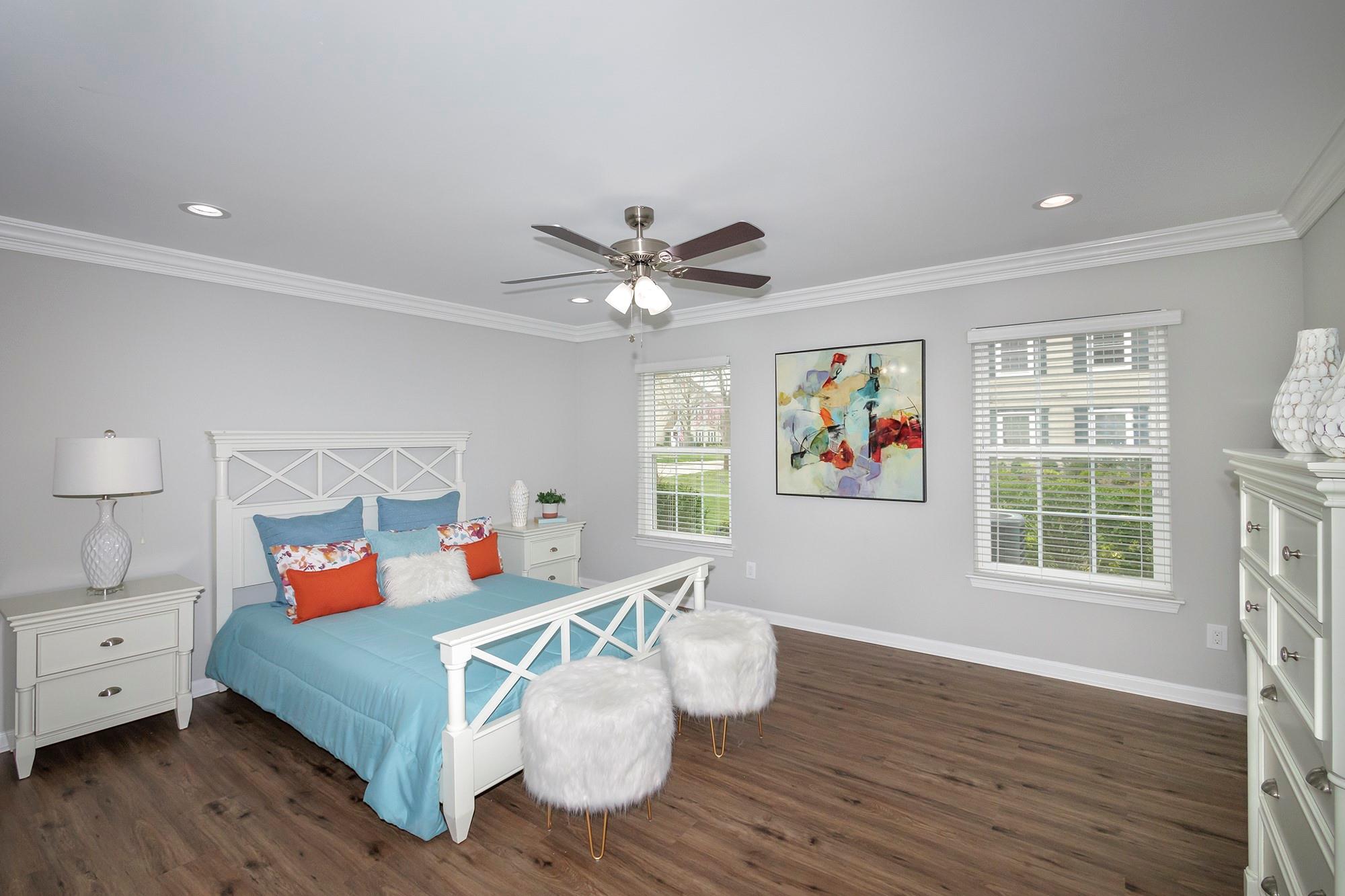 2200 Dolphin Lane # 1105, Holbrook, NY 11741