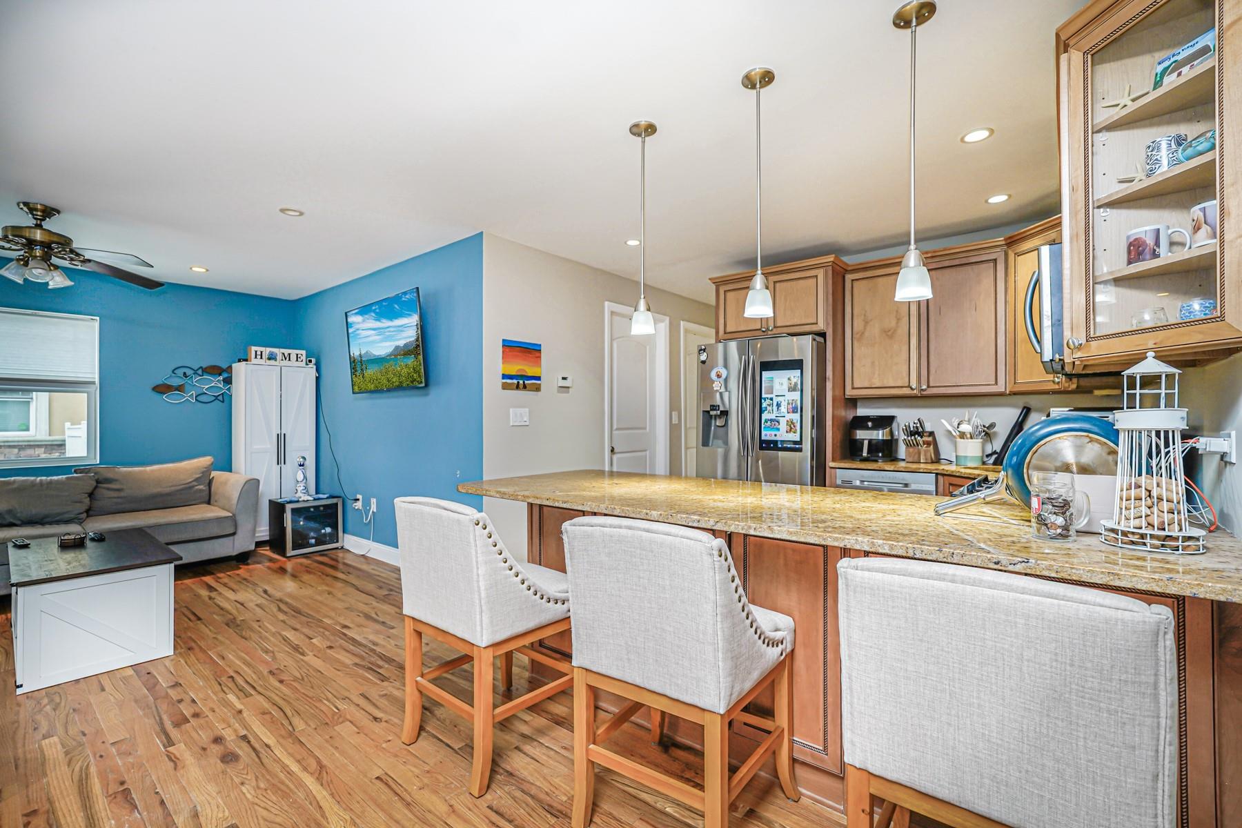 175 Beach 100th Street # 8A, Rockaway Beach, NY 11694