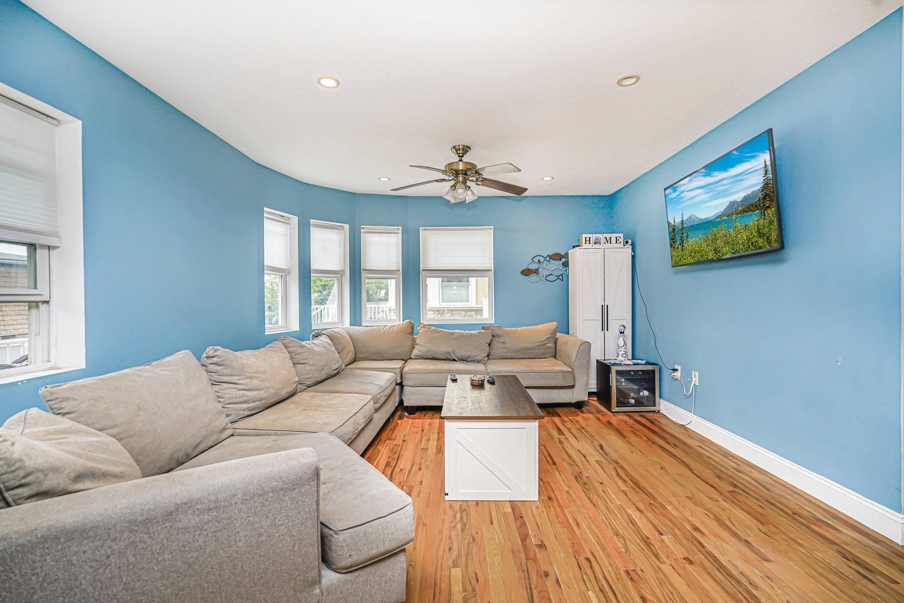 175 Beach 100th Street # 8A, Rockaway Beach, NY 11694