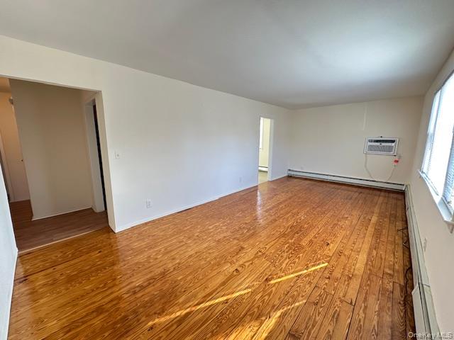 54 Hickory Road # 2nd Fl, Port Washington, NY 11050