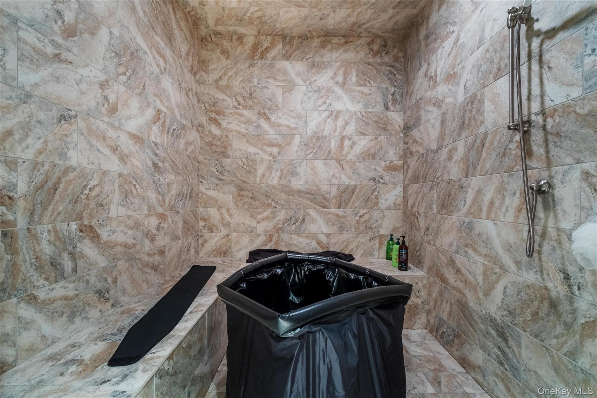 7 Ridgeview Circle, Armonk, NY 10504