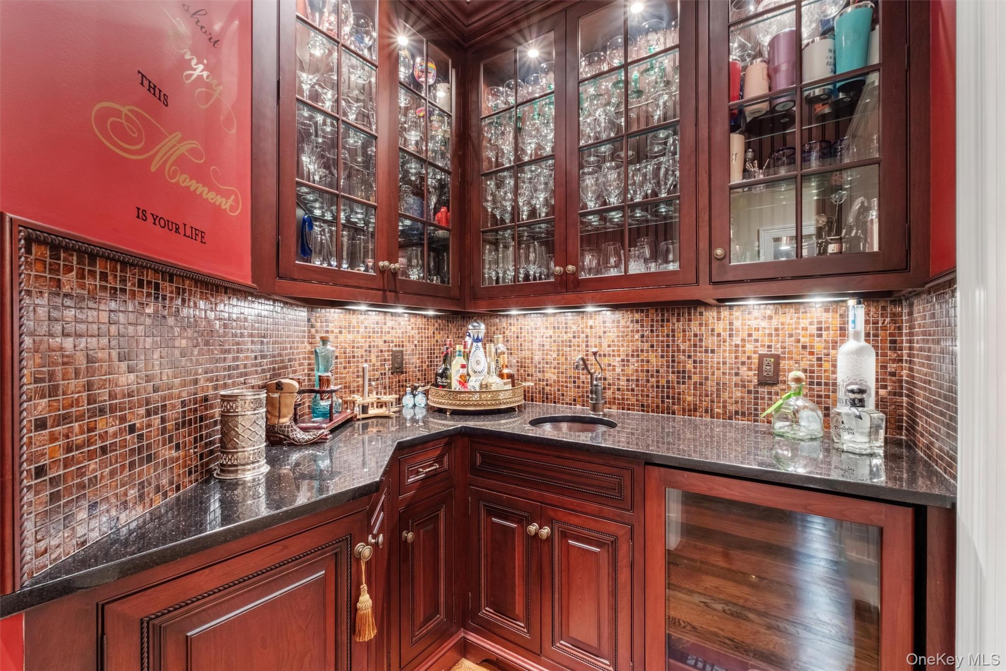 7 Ridgeview Circle, Armonk, NY 10504