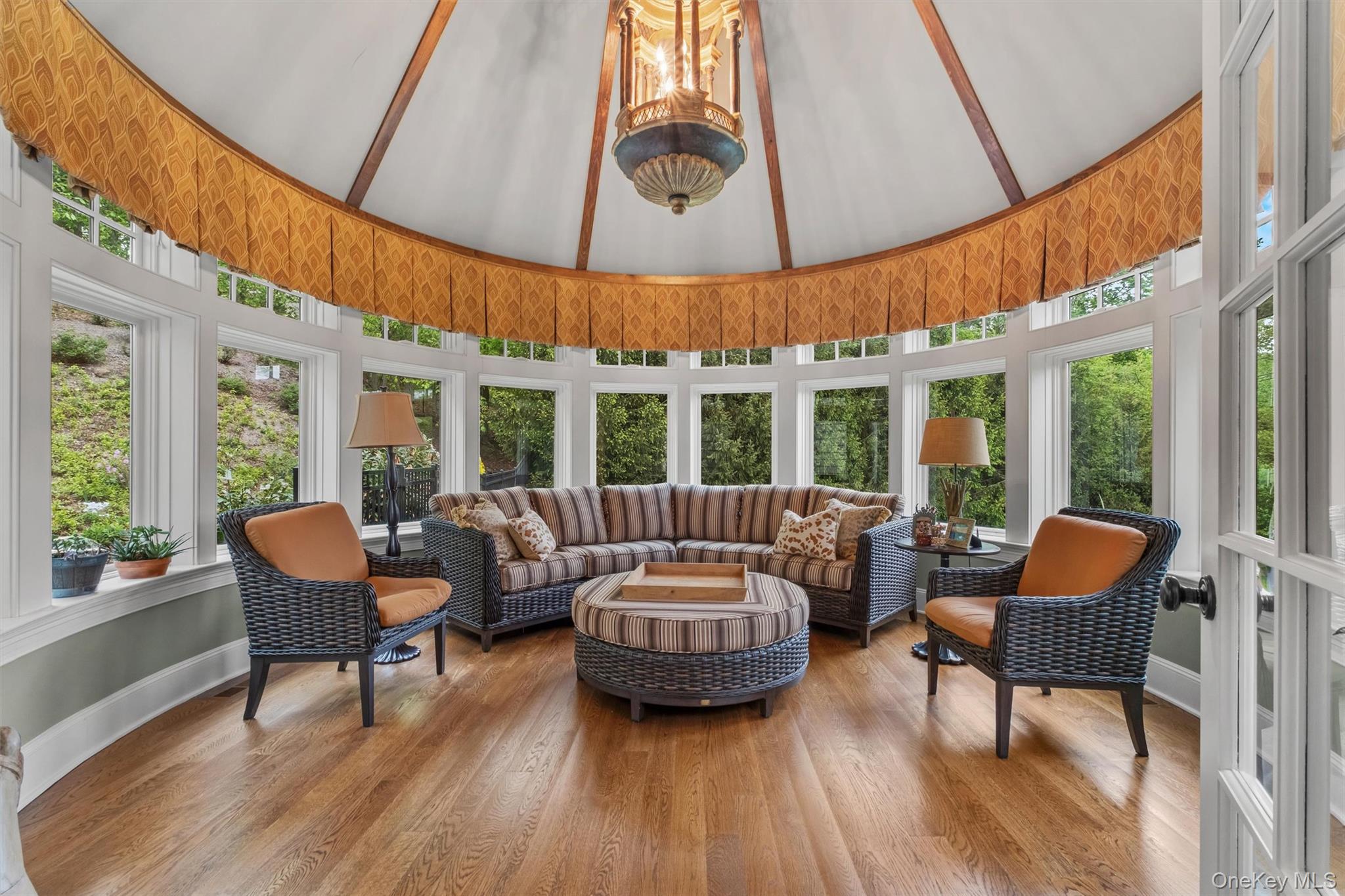 7 Ridgeview Circle, Armonk, NY 10504