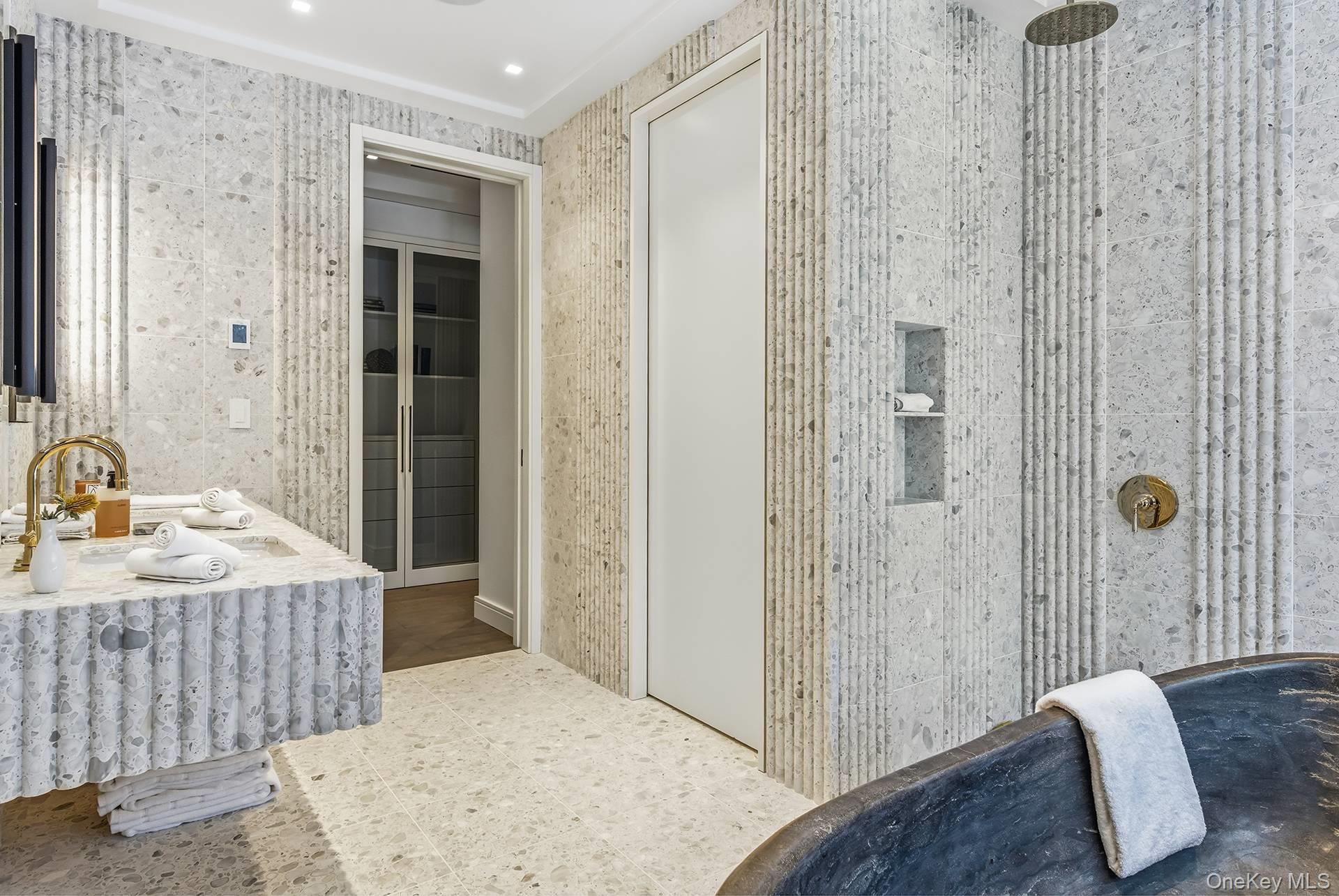 43 Old Orchard Lane, East Hampton, NY 11937