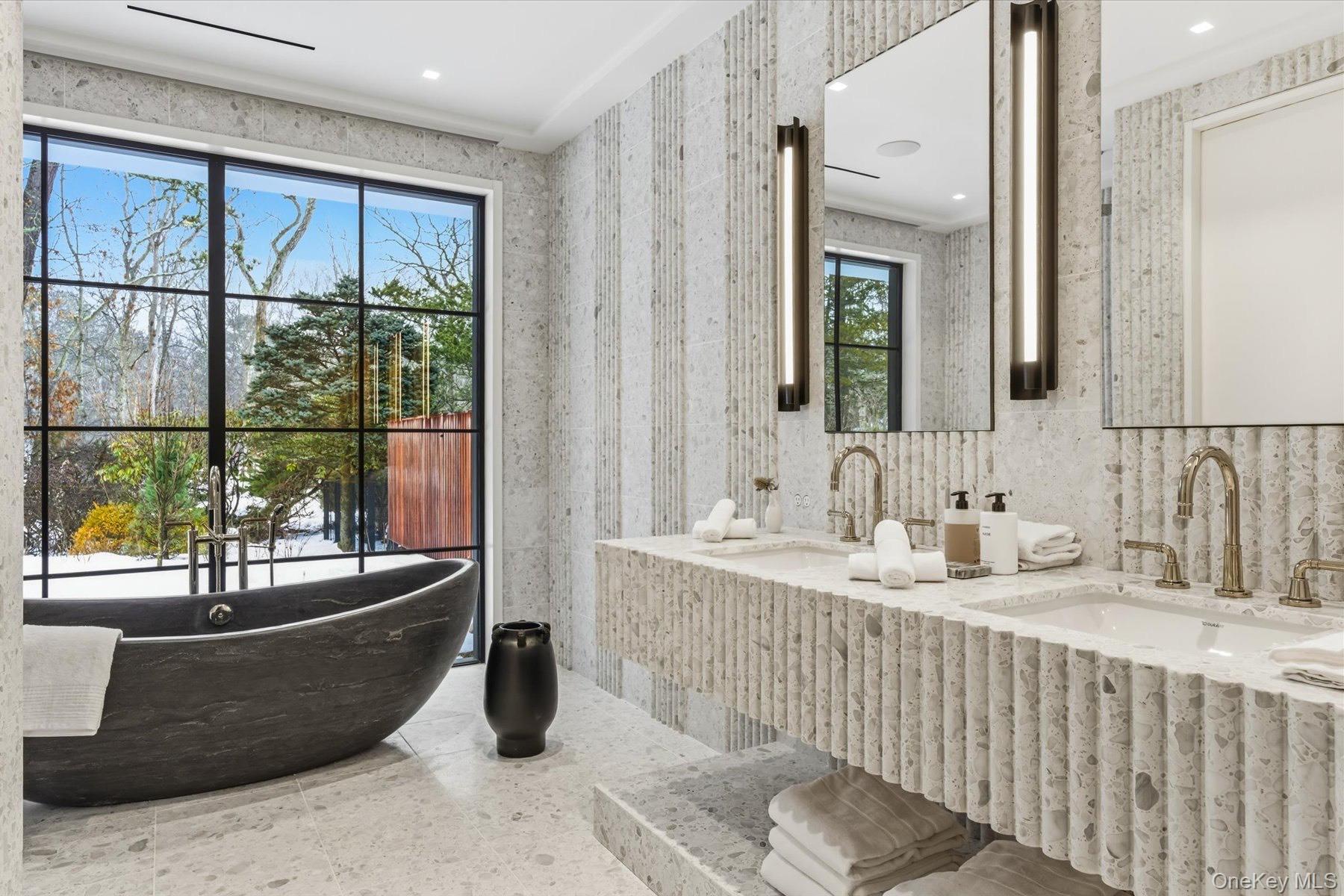 43 Old Orchard Lane, East Hampton, NY 11937