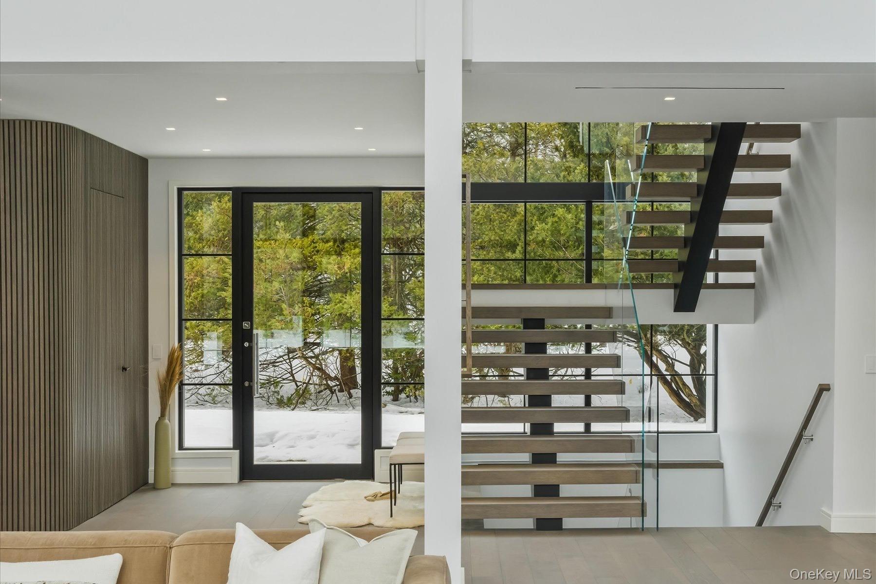 43 Old Orchard Lane, East Hampton, NY 11937