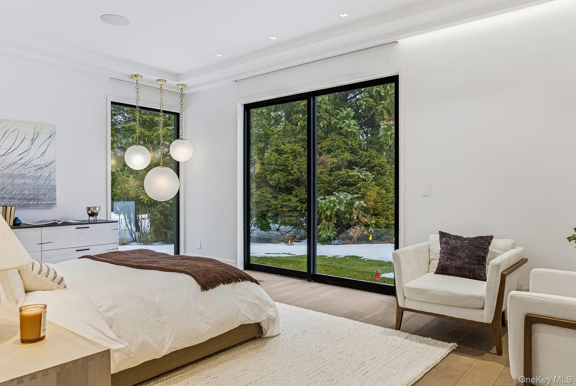 43 Old Orchard Lane, East Hampton, NY 11937