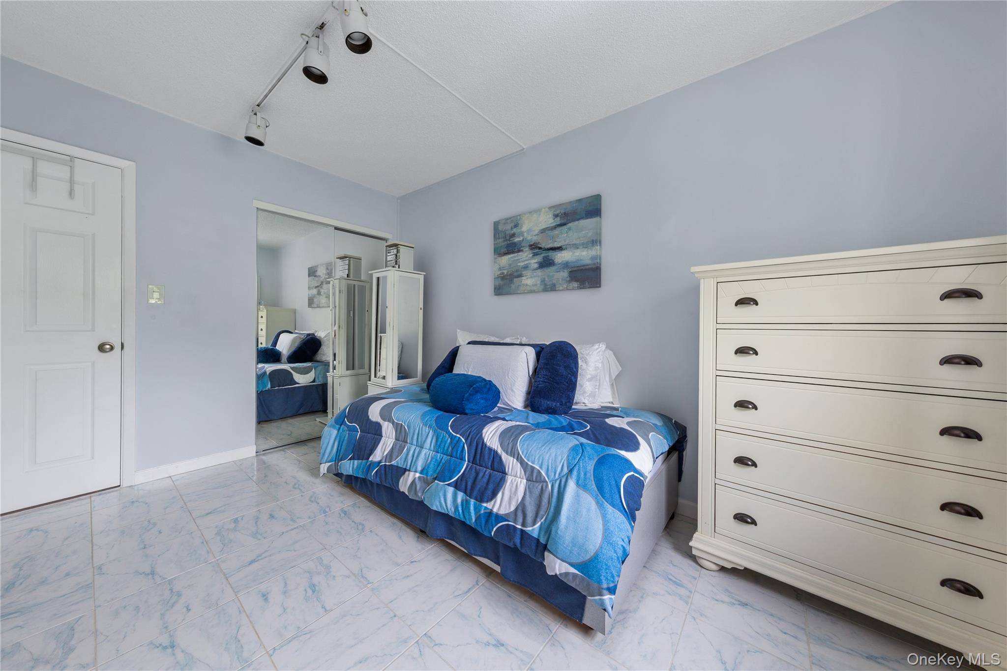 71-28 Sutton Place # 3, Flushing, NY 11365