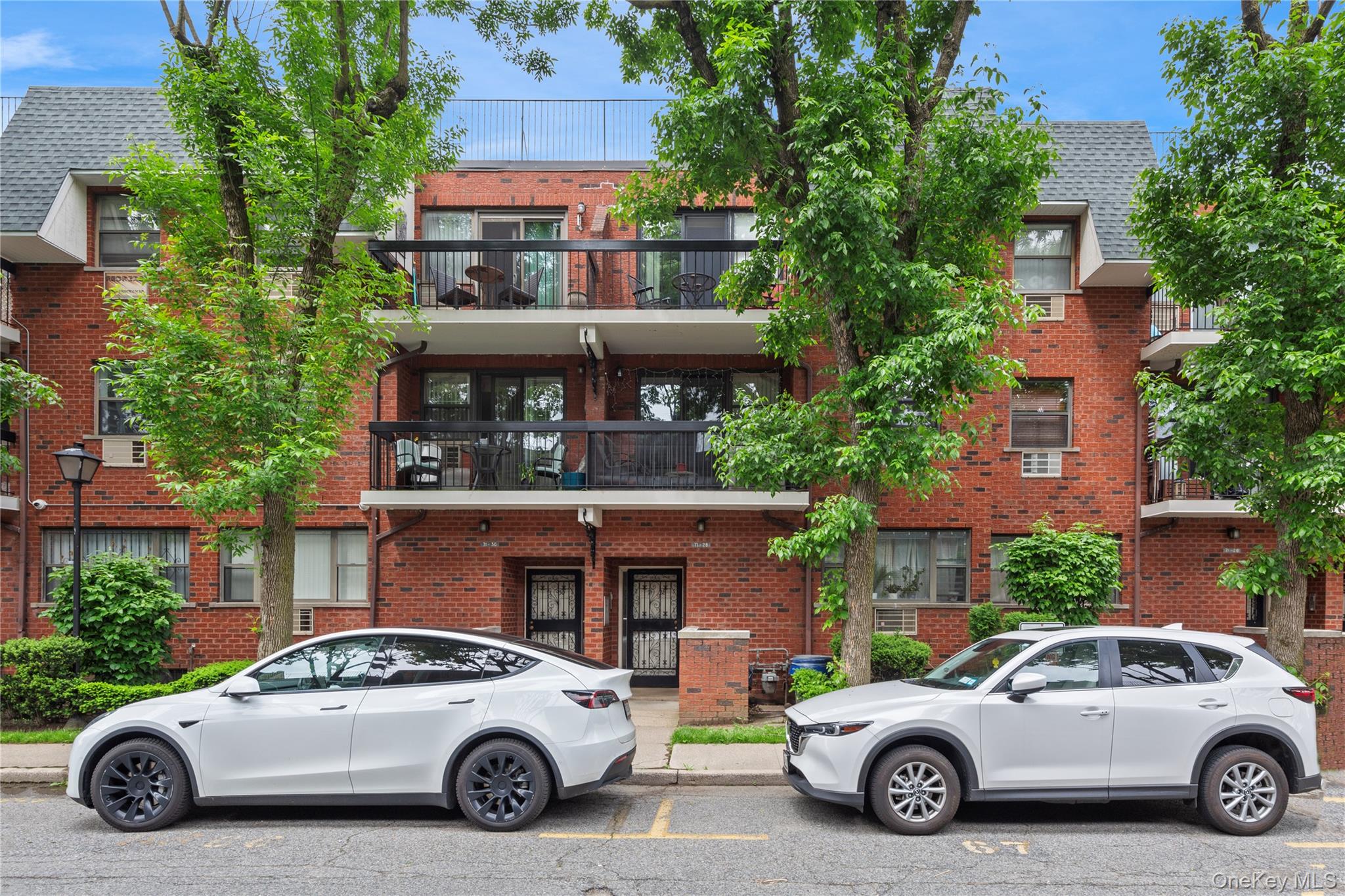 71-28 Sutton Place # 3, Flushing, NY 11365