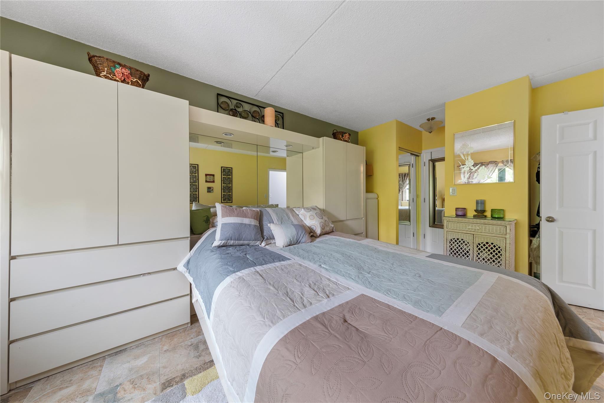 71-28 Sutton Place # 3, Flushing, NY 11365