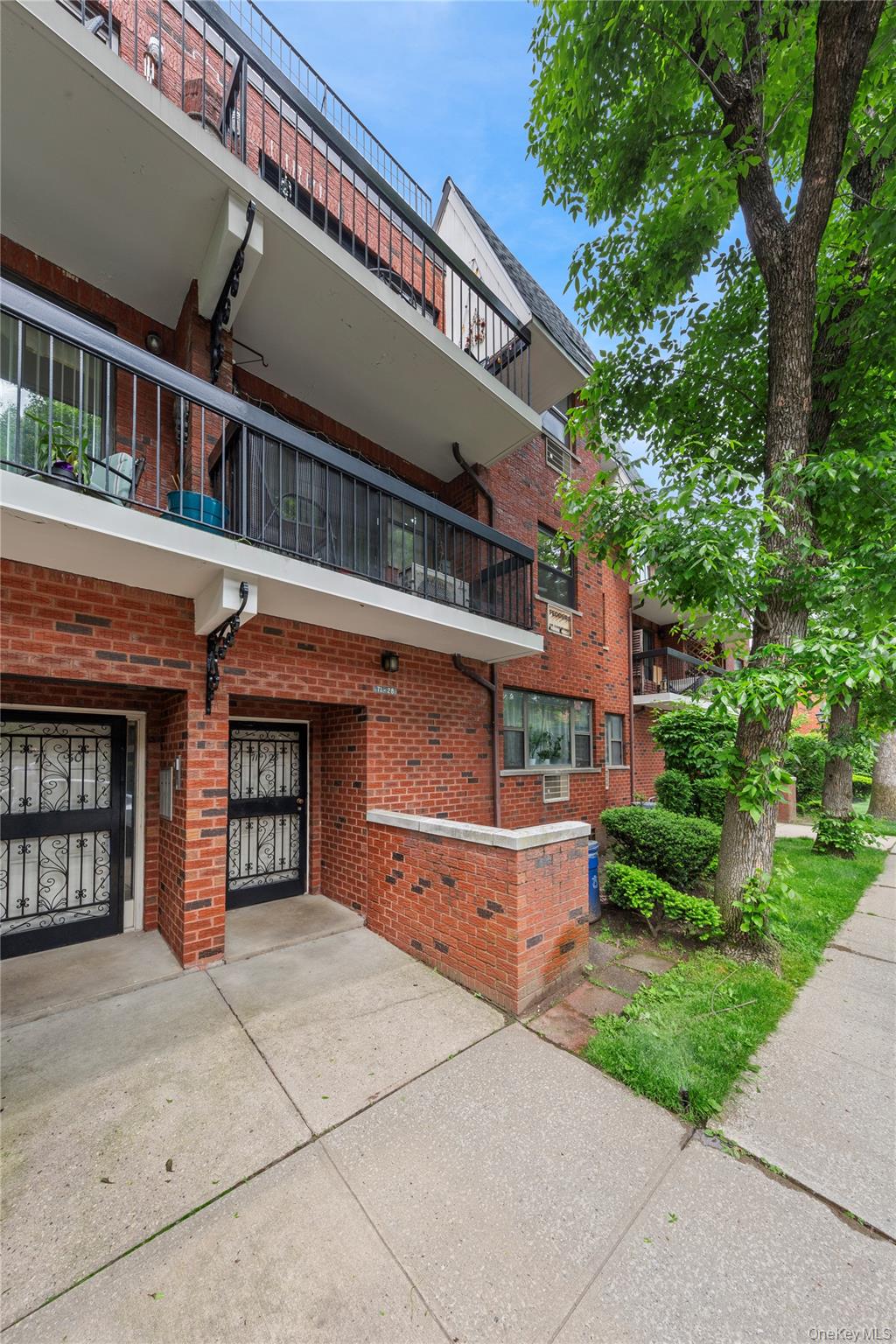 71-28 Sutton Place # 3, Flushing, NY 11365