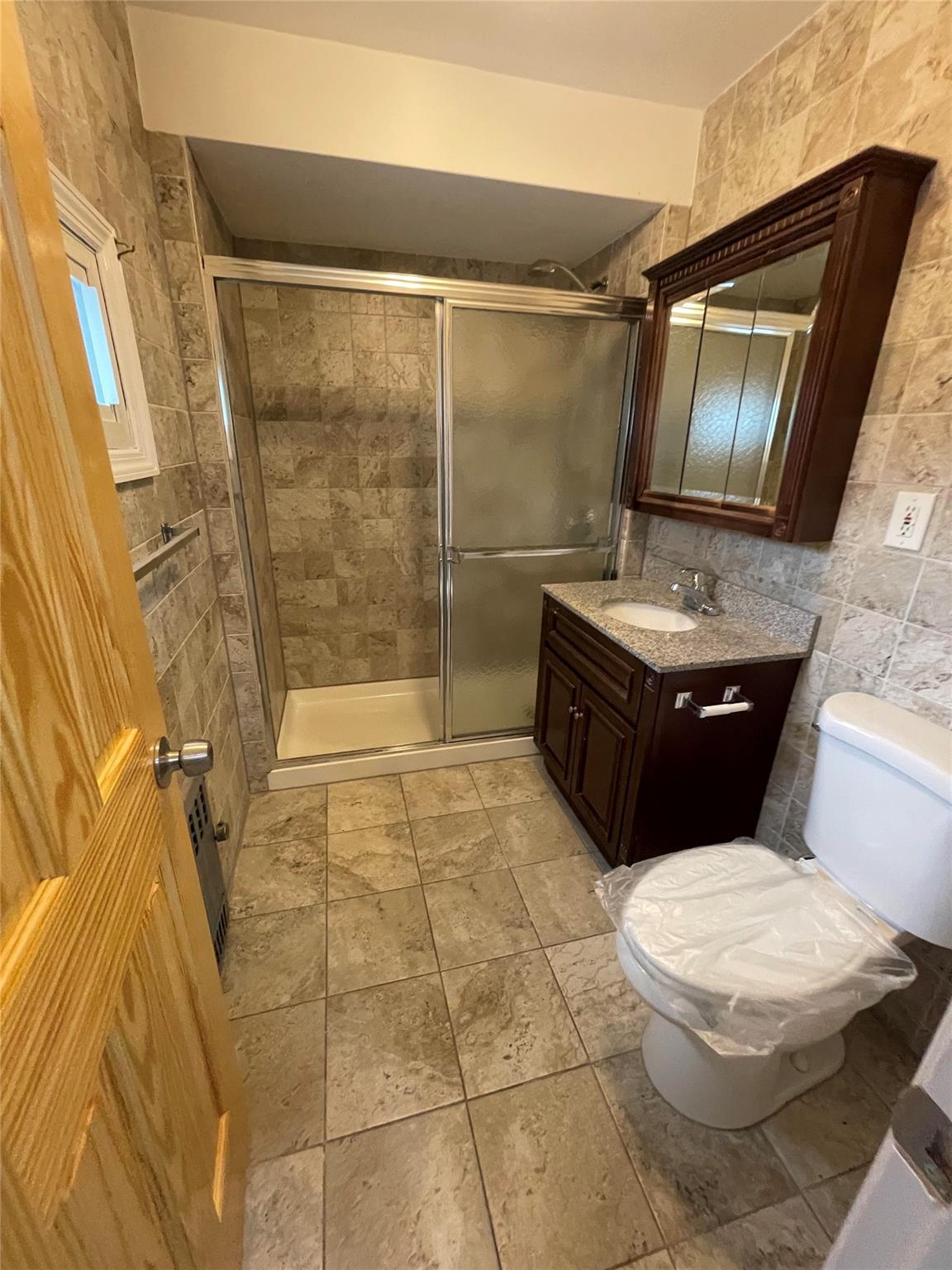 5431 Nurge Avenue, Maspeth, NY 11378