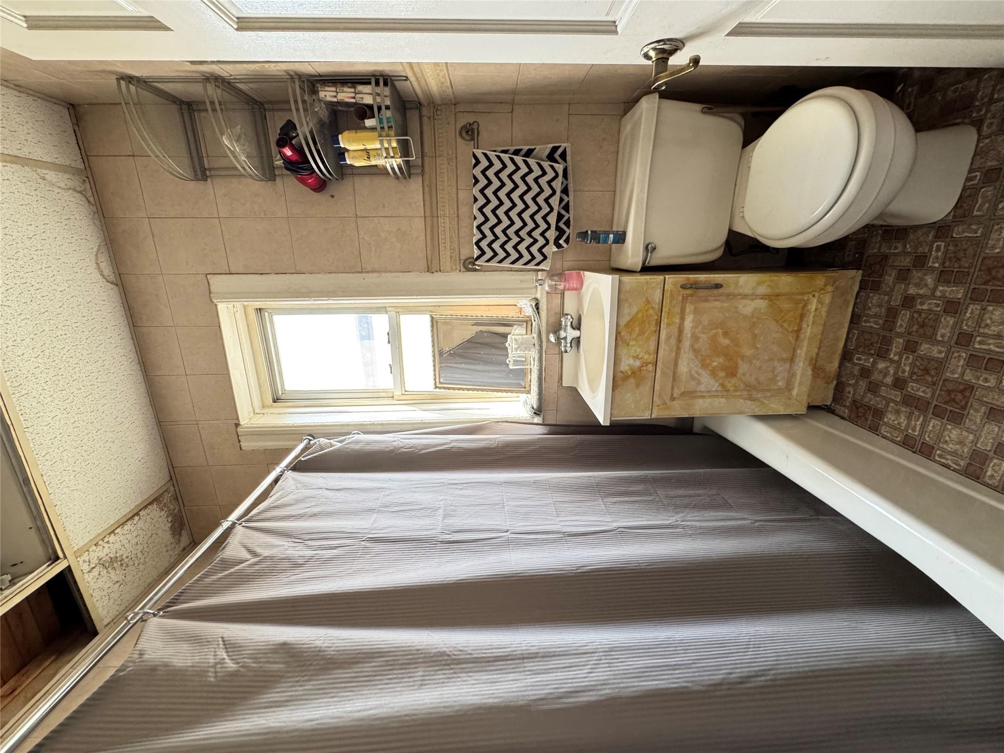 50-35 38th Street, Long Island City, NY 11101