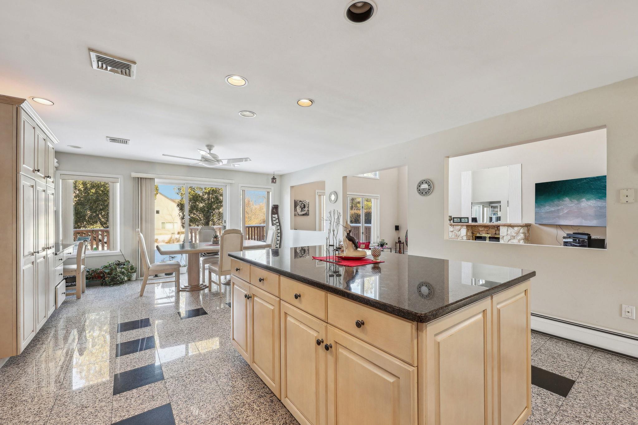 1 Deforest Court, West Nyack, NY 10994