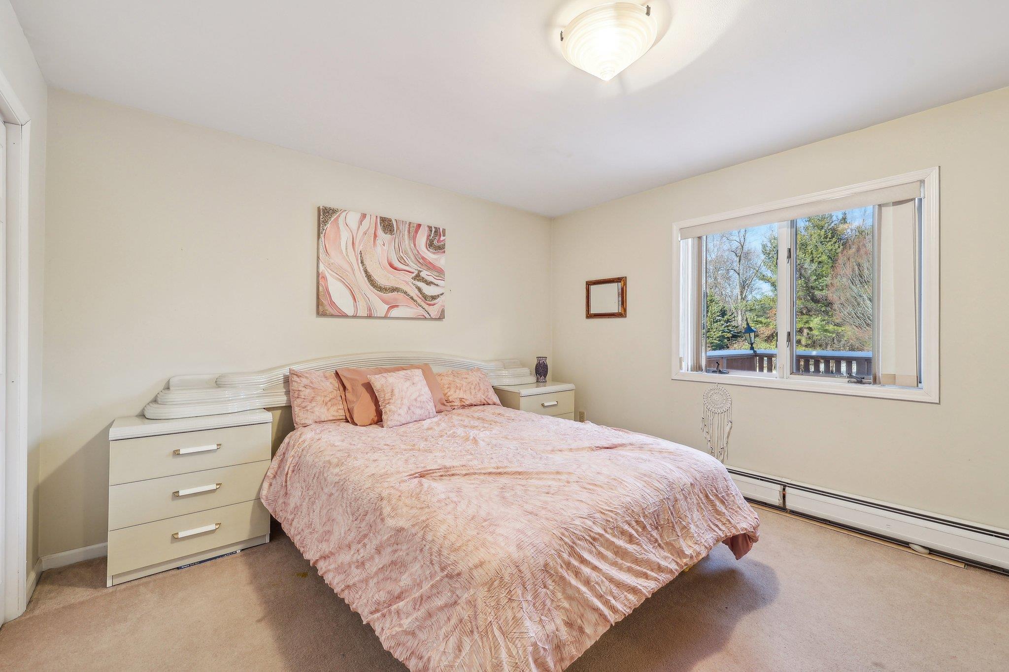 1 Deforest Court, West Nyack, NY 10994