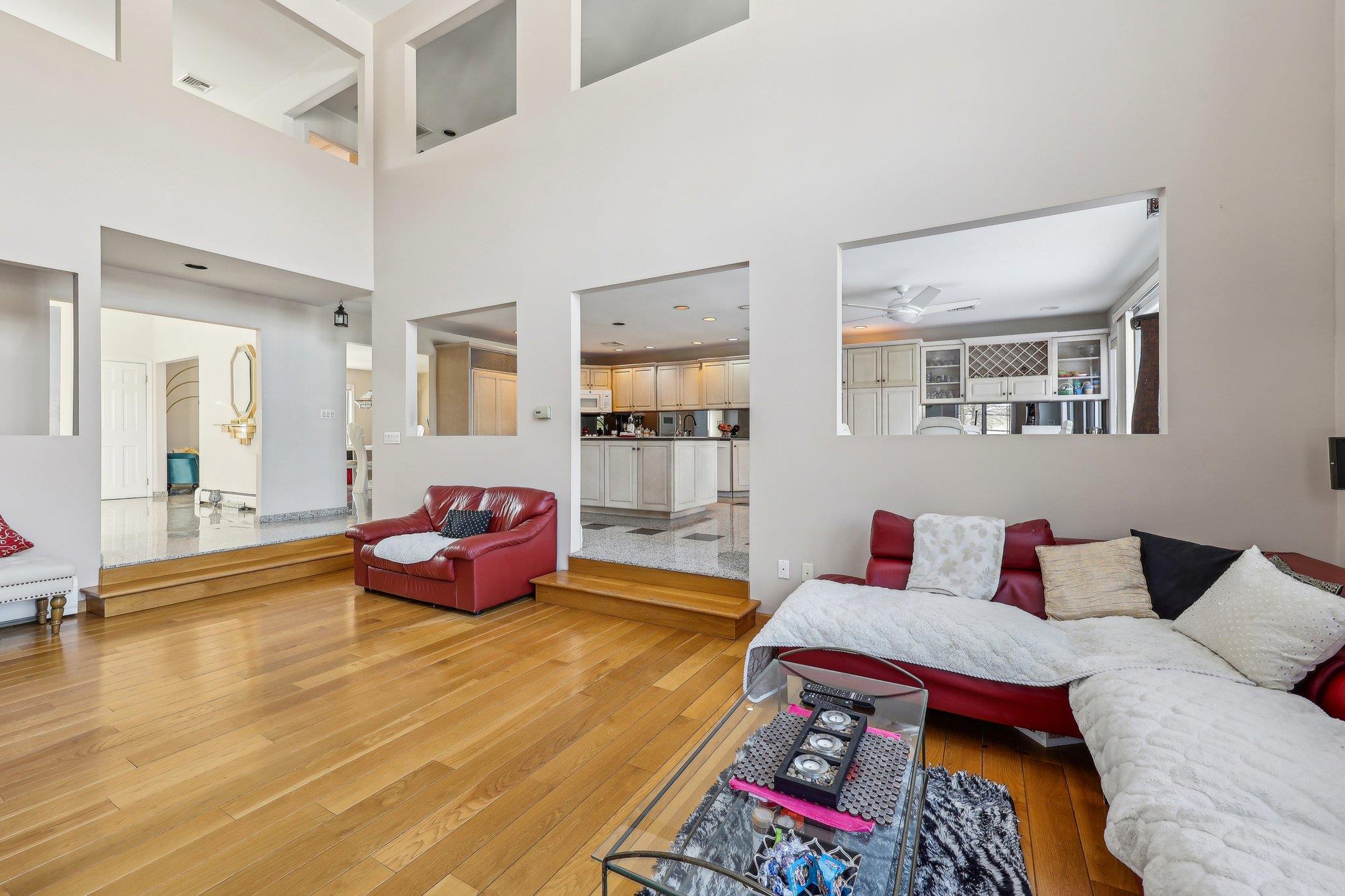 1 Deforest Court, West Nyack, NY 10994